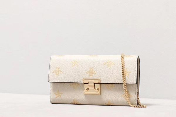 new fashion designer women flap handbags single golden chain shoulder bags mini bee cross body handbags leather wallet purse clutch 19cm
new fashion designer women flap handbags single golden chain shoulder bags mini bee cross body handbags leather wallet purse clutch 19cm