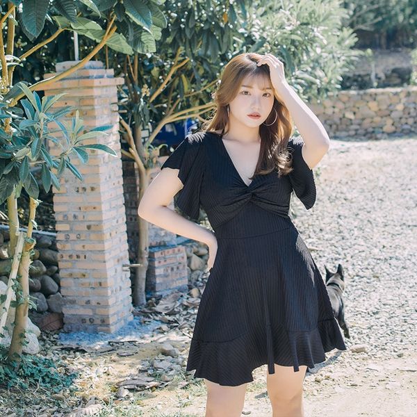 2020 large size swimsuit female conservative slim fat sister swimsuit 200 jin can wear one-piece flat angle, White;black
2020 large size swimsuit female conservative slim fat sister swimsuit 200 jin can wear one-piece flat angle, White;black