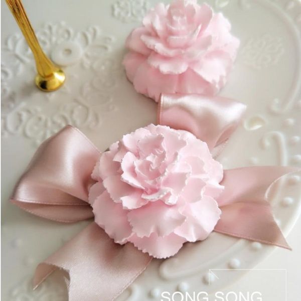 car perfume carnation for car wedding gifts hand bcar seat ornaments interior decoration
car perfume carnation for car wedding gifts hand bcar seat ornaments interior decoration