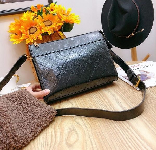 новый 2019 дизайнер роскошные сумки кошельки женщины жесткий крокодил кости натуральная кожа crossbody сумка бренд модельер сумка messager с
новый 2019 дизайнер роскошные сумки кошельки женщины жесткий крокодил кости натуральная кожа crossbody сумка бренд модельер сумка messager с