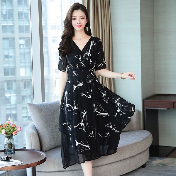 summer's new korean version of waist-length chiffon print black dress for women, Black;gray
summer's new korean version of waist-length chiffon print black dress for women, Black;gray