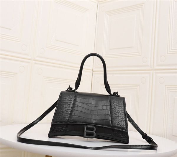 new women designer crossbody shoulder bags genuine cowhide leather hourglass tote clutch shouldear bags date code two sizes choice
new women designer crossbody shoulder bags genuine cowhide leather hourglass tote clutch shouldear bags date code two sizes choice