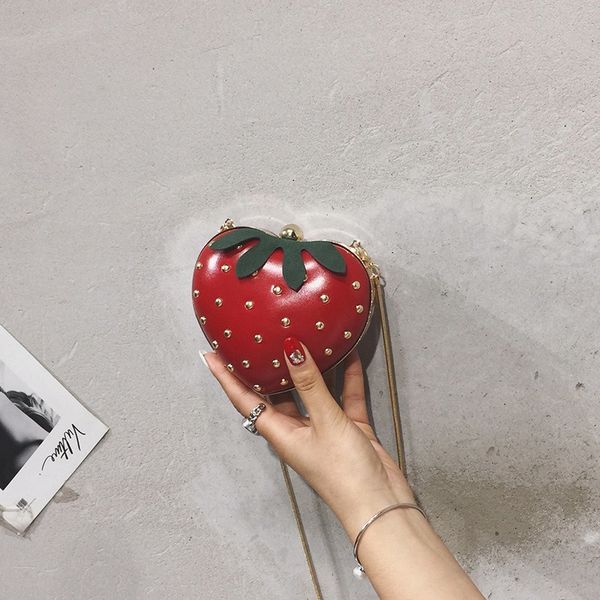 летняя мода девушка клубничный мешок мелочью мешок цепи женщина в форме сердца crossbody симпатичные кошельки и сумочки
летняя мода девушка клубничный мешок мелочью мешок цепи женщина в форме сердца crossbody симпатичные кошельки и сумочки