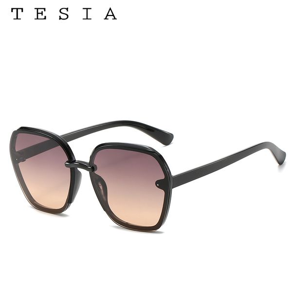 retro irregular womens sun glasses double color lens fashion sunglasses brand woman feminino sonnenbrille uv400, White;black
retro irregular womens sun glasses double color lens fashion sunglasses brand woman feminino sonnenbrille uv400, White;black