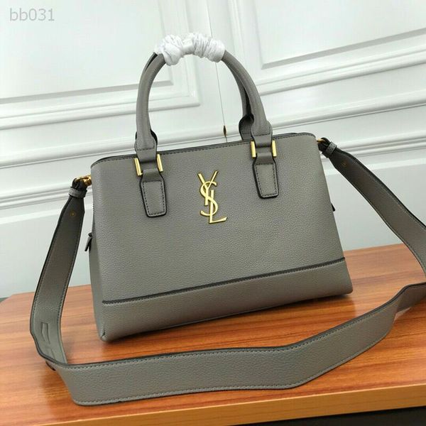 genuine fashion leather handbags 2020 new european and american elegant portable messenger bag bag wild come with box
genuine fashion leather handbags 2020 new european and american elegant portable messenger bag bag wild come with box
