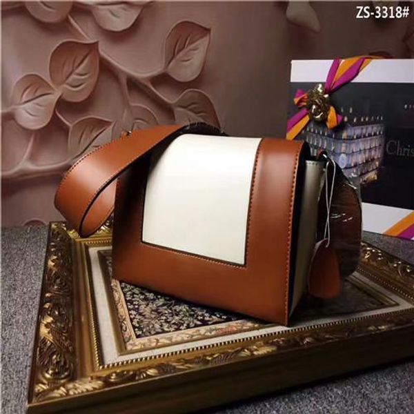 zs-3318# 2019 ladies designer leather handbag shoulder bag color matching small square bag wide shoulder messenger bag
zs-3318# 2019 ladies designer leather handbag shoulder bag color matching small square bag wide shoulder messenger bag