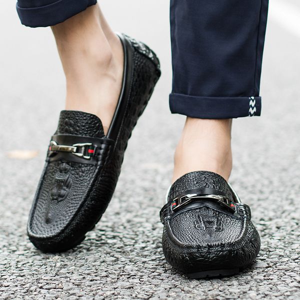leather bean shoes men's crocodile leather casual shoes plus velvet cotton tide men's, Black
leather bean shoes men's crocodile leather casual shoes plus velvet cotton tide men's, Black