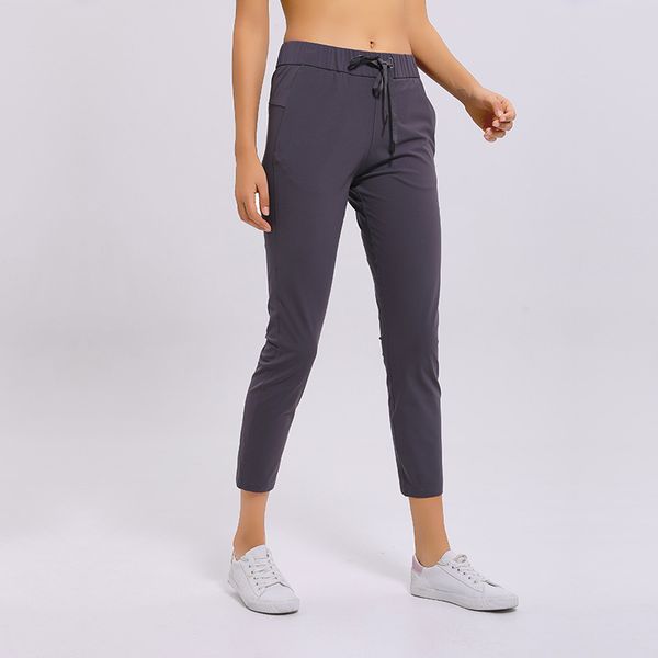 women workout running leggings stretch fabric super quality yoga pants with side pockets outdoor sports tights, White;red
women workout running leggings stretch fabric super quality yoga pants with side pockets outdoor sports tights, White;red