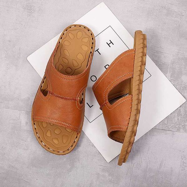 plus size 38-47 summer slippers men flat shoes real leather hollow sandals bathroom slippers men casual shoes *, Black
plus size 38-47 summer slippers men flat shoes real leather hollow sandals bathroom slippers men casual shoes *, Black