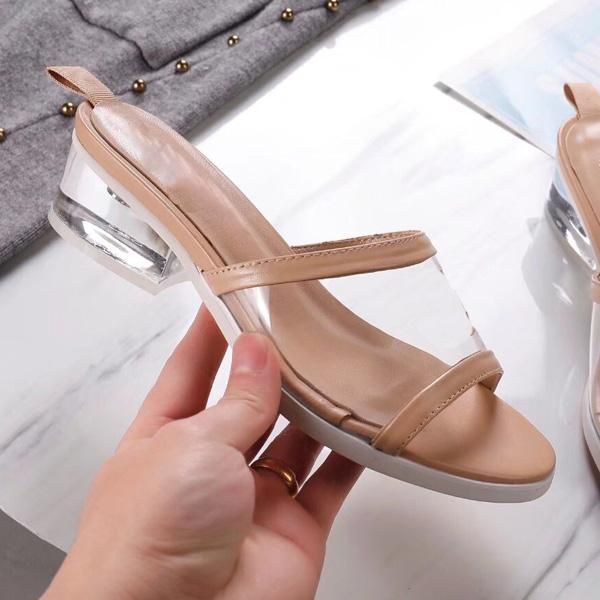 2019 new design women's fashion pvc short heels sandals office lady casual cool summer holiday beach soft heels shoe lady black big siz
2019 new design women's fashion pvc short heels sandals office lady casual cool summer holiday beach soft heels shoe lady black big siz
