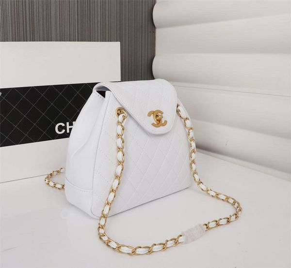new style luxury women's diagonal messenger bag shoulder bag portable envelope bag triple designer fashion retro size 26 * 24 * 9cm
new style luxury women's diagonal messenger bag shoulder bag portable envelope bag triple designer fashion retro size 26 * 24 * 9cm