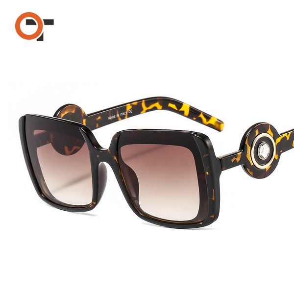 new personalized pc fashion sunglasses half-frame color all-match women's men's sun glasses with box case 6929, Blue
new personalized pc fashion sunglasses half-frame color all-match women's men's sun glasses with box case 6929, Blue