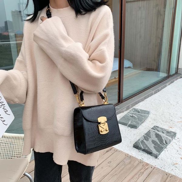 acelure women lock shoulder messenger bag mini stone pattern pu leather crossbody bags female handle bags handbags
acelure women lock shoulder messenger bag mini stone pattern pu leather crossbody bags female handle bags handbags