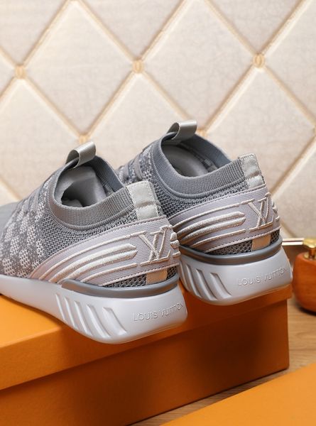 2020 four seasons fashionable luxury casual sports low-shoes jogging shoes basketball breathable non-stick gray men and wo, Black
2020 four seasons fashionable luxury casual sports low-shoes jogging shoes basketball breathable non-stick gray men and wo, Black