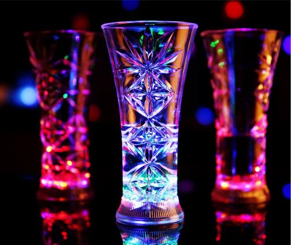 led flashing water cup, induction water cube cup, bright color changing cup, shiny snowflake mug, creative color changing mug
led flashing water cup, induction water cube cup, bright color changing cup, shiny snowflake mug, creative color changing mug