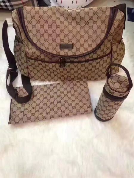 mummy bag shoulder single backpack nursing handbag baby diaper bag with usb interface large capacity waterproof nappy bag kits
mummy bag shoulder single backpack nursing handbag baby diaper bag with usb interface large capacity waterproof nappy bag kits