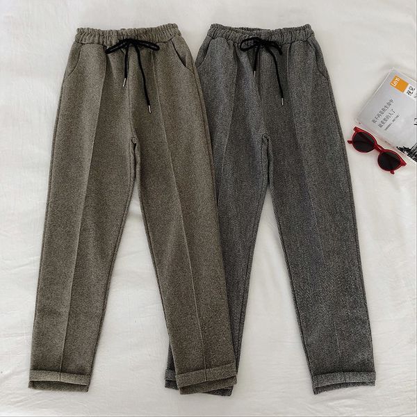 tweed trousers women elegant plaid pants high waist chalaza harem pants elastic waist casual ankle-length, Black;white
tweed trousers women elegant plaid pants high waist chalaza harem pants elastic waist casual ankle-length, Black;white