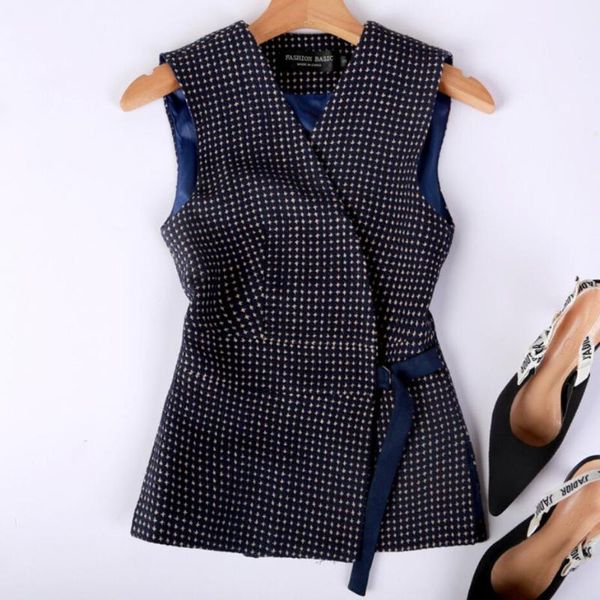 plus size 3xlautumn winter fashion plaid woolen vest women v-neck slim office lady sleeveless jacket, Black;white
plus size 3xlautumn winter fashion plaid woolen vest women v-neck slim office lady sleeveless jacket, Black;white