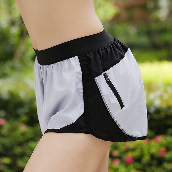2020 summer yoga sports shorts women's quick-dry breathable large size loose-fit mock two-piece contrast color fitness running p, Black;blue
2020 summer yoga sports shorts women's quick-dry breathable large size loose-fit mock two-piece contrast color fitness running p, Black;blue