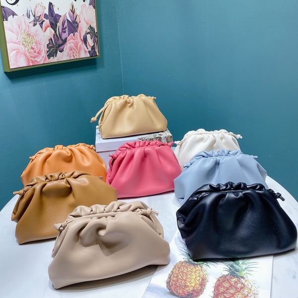 classic handbags cloud shape magnet ladies evening bags clutch women pouch genuine leather handmade girls handbag wallet
classic handbags cloud shape magnet ladies evening bags clutch women pouch genuine leather handmade girls handbag wallet