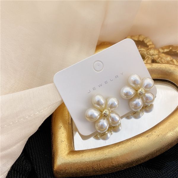 new 2020 vintage flower temperament wild irregular metal pearl ball studs french bead earrings for women girls party jewelry, Silver
new 2020 vintage flower temperament wild irregular metal pearl ball studs french bead earrings for women girls party jewelry, Silver