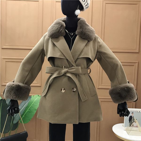 winter 2019 korean fashionable detachable fur collar double-breasted cotton woolen coat, Black
winter 2019 korean fashionable detachable fur collar double-breasted cotton woolen coat, Black