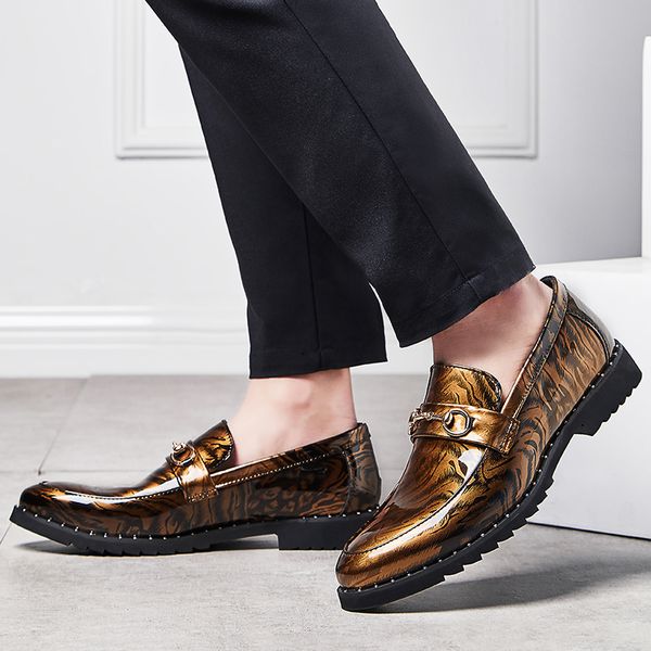 pu leather loafers shoes for men large size 38-45 flat pointed toe glitter casual footwear new fashion herren schuhe, Black
pu leather loafers shoes for men large size 38-45 flat pointed toe glitter casual footwear new fashion herren schuhe, Black