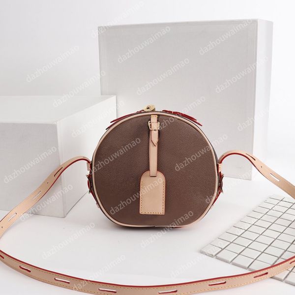 роскошь бренды женщины кроссбоди круглая кожаная сумка messenger сумка холст плеча сумки леди женщин кошельки m52294 коробка завод оптовая
роскошь бренды женщины кроссбоди круглая кожаная сумка messenger сумка холст плеча сумки леди женщин кошельки m52294 коробка завод оптовая