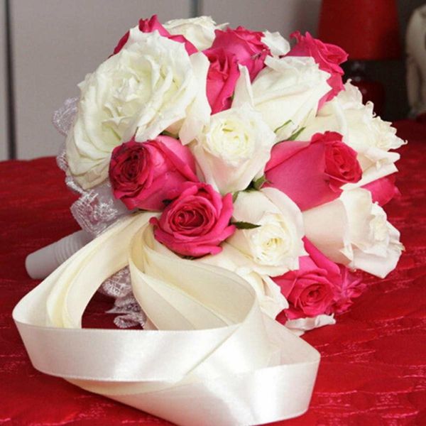 wedding bouquet holder with lace trim
wedding bouquet holder with lace trim