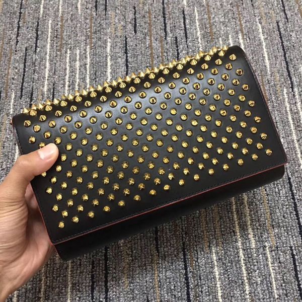 women red bottom rivet holding bag personalityhead embossed genuine leather holding envelope bag street trend head women clutch bag
women red bottom rivet holding bag personalityhead embossed genuine leather holding envelope bag street trend head women clutch bag