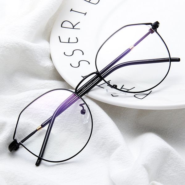 2019 new trend flat mirror metal frame korean version of the personality hollow flat mirror can be equipped with myopia glasses, Black
2019 new trend flat mirror metal frame korean version of the personality hollow flat mirror can be equipped with myopia glasses, Black