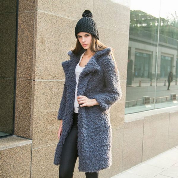 women's new coat elegant lamb wool long-sleeved furry long coat autumn and winter teddy long wool turn-down collar, Black
women's new coat elegant lamb wool long-sleeved furry long coat autumn and winter teddy long wool turn-down collar, Black