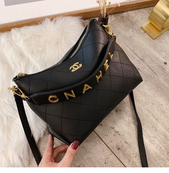 натуральная кожа малый ck одноместный плеча satchel алмазные lattice сумки женщина bucket пакет joker подушка пакет мягкая сумки роскошные с
натуральная кожа малый ck одноместный плеча satchel алмазные lattice сумки женщина bucket пакет joker подушка пакет мягкая сумки роскошные с