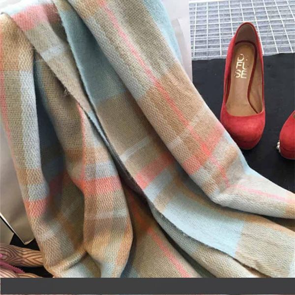 autumn and winter new cashmere big plaid couple scarf increase tassel plaid ladies bib shawl, Blue;gray
autumn and winter new cashmere big plaid couple scarf increase tassel plaid ladies bib shawl, Blue;gray