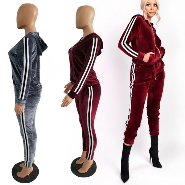 tracksuit hooded sweatshirt polyester fiber suit cardigan sportswear women strong outdoor clothes sweater pullover hoodie, White;black
tracksuit hooded sweatshirt polyester fiber suit cardigan sportswear women strong outdoor clothes sweater pullover hoodie, White;black
