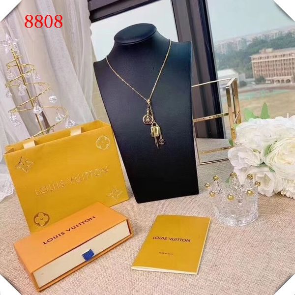 fashion designer women stainless steel necklace letter pocket model design luxury jewelry with box 011, Silver
fashion designer women stainless steel necklace letter pocket model design luxury jewelry with box 011, Silver