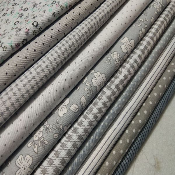pretty 10pcs grey color flower dot check stripe printed 100% cotton fabric 25x24cm small size bundle for diy sewing deocration, Black;white
pretty 10pcs grey color flower dot check stripe printed 100% cotton fabric 25x24cm small size bundle for diy sewing deocration, Black;white