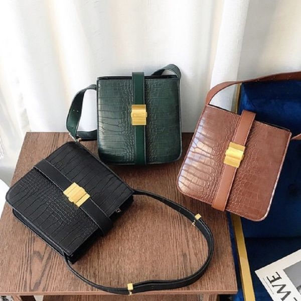 2019 autumn winter large capacity women crocodile pattern buckle ladies shoulder bag female small square messenger bag
2019 autumn winter large capacity women crocodile pattern buckle ladies shoulder bag female small square messenger bag