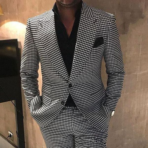 new fashion two buttons houndstooth groom tuxedos peak lapel men suits wedding/prom/dinner man blazer (jacket+pants+tie) w373, Black;gray
new fashion two buttons houndstooth groom tuxedos peak lapel men suits wedding/prom/dinner man blazer (jacket+pants+tie) w373, Black;gray