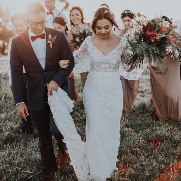 mermaid wedding dresses v neck long sleeve beads appliques lace wedding dress court train vestidos de novia, White
mermaid wedding dresses v neck long sleeve beads appliques lace wedding dress court train vestidos de novia, White