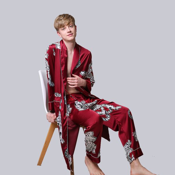 two-pieces satin nightgown satin male sleepwear loose tiger dress silky long sleeve robe and long pants bathrobe set for men, Black;brown
two-pieces satin nightgown satin male sleepwear loose tiger dress silky long sleeve robe and long pants bathrobe set for men, Black;brown