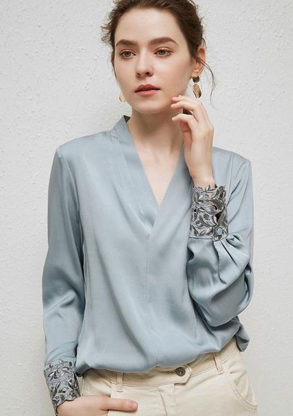chkeshirt women's long sleeve loose mulberry silk v-neck women's base shirt 2020-05, White
chkeshirt women's long sleeve loose mulberry silk v-neck women's base shirt 2020-05, White