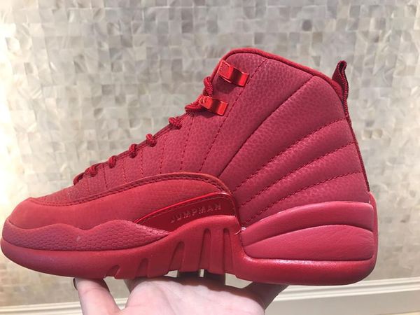 2020 new arrival women men sports shoes valentines 12 sneakers casual mens and womens riding boots size 36-47, Black
2020 new arrival women men sports shoes valentines 12 sneakers casual mens and womens riding boots size 36-47, Black