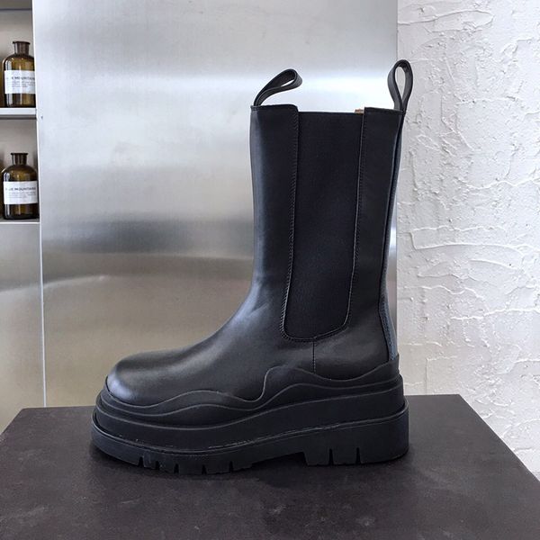 designer boots 2020 new fashion luxury mid-calf booties tire boots women platform chunky boot lady boot luxury designer women boots, Black
designer boots 2020 new fashion luxury mid-calf booties tire boots women platform chunky boot lady boot luxury designer women boots, Black