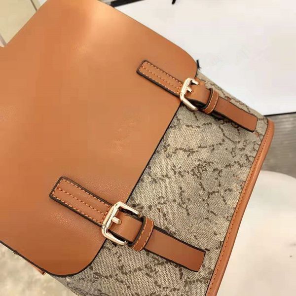 new fashion female bag into ms joker color printing woman handbag stylish school genuine leather backpacks for teenage girls luxury handbag
new fashion female bag into ms joker color printing woman handbag stylish school genuine leather backpacks for teenage girls luxury handbag