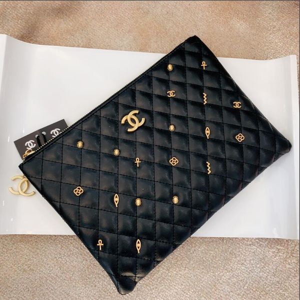2020 early spring postman bag retro saddle lady's shoulder bag with acrylic finish handbag luxury pu leather cross-body bag lady's
2020 early spring postman bag retro saddle lady's shoulder bag with acrylic finish handbag luxury pu leather cross-body bag lady's