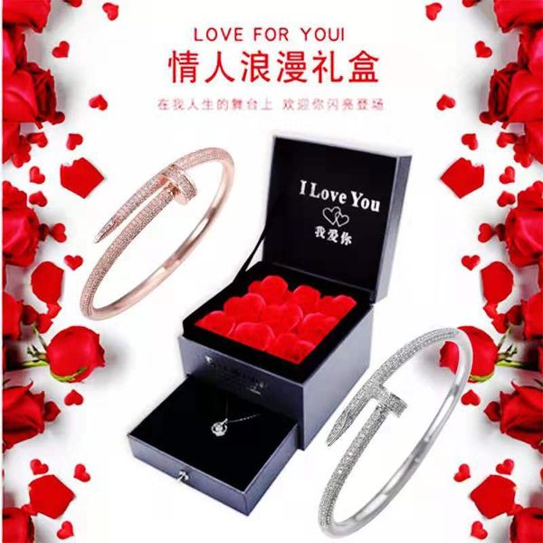 selling cross-border e-commerce europe and the united states gold-plated classic micro-card home nail bracelet female full diamond brace, White
selling cross-border e-commerce europe and the united states gold-plated classic micro-card home nail bracelet female full diamond brace, White