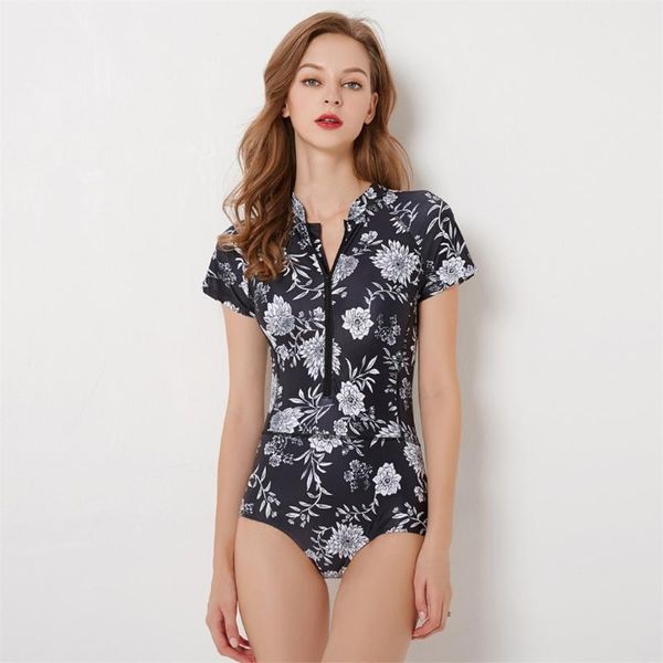 2020 short sleeves swimsuit for women rash guard floral printed surfing rashguard one piece swimwear bathing suit maillot 1108
2020 short sleeves swimsuit for women rash guard floral printed surfing rashguard one piece swimwear bathing suit maillot 1108