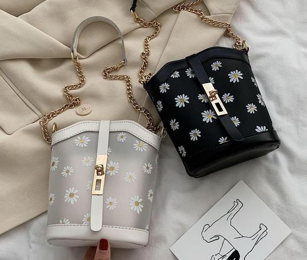 translucent small bag 2020 new wave fashion wild ins messenger designer female bag chain bucket bag selling
translucent small bag 2020 new wave fashion wild ins messenger designer female bag chain bucket bag selling