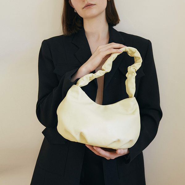 2020 soft leather simple baguette shape underarm bag shoulder bags female handbags women totes bolsa feminina
2020 soft leather simple baguette shape underarm bag shoulder bags female handbags women totes bolsa feminina